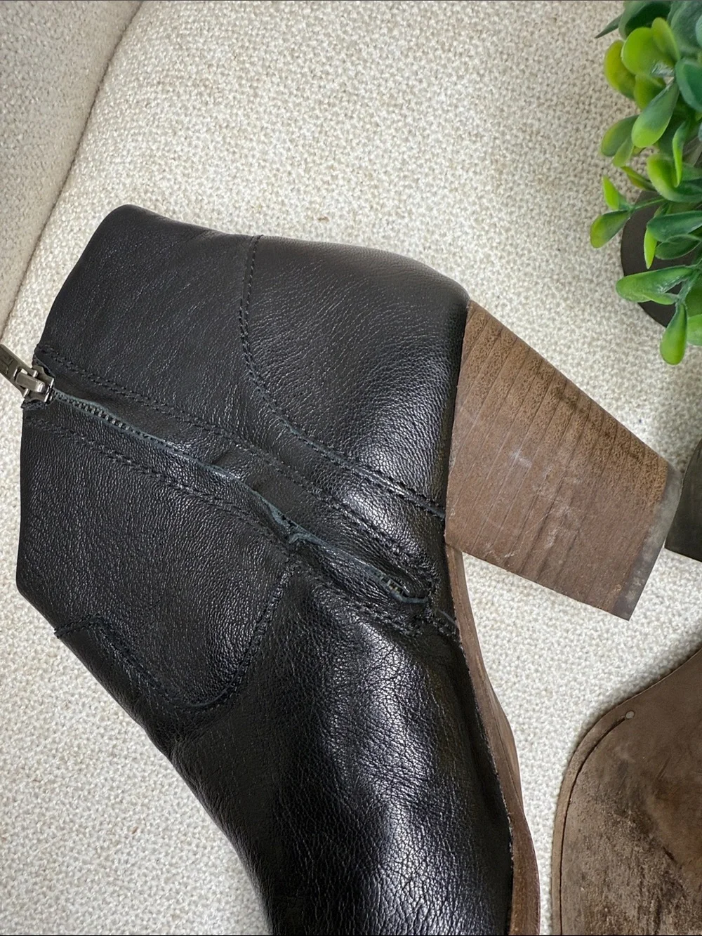 Womens Frye Reina Bootie size 9.5